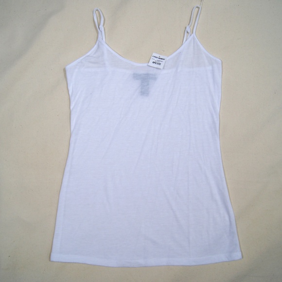 ACCEPTING OFFERS 2-Piece Colonial Women's Top NWT - Picture 6 of 8